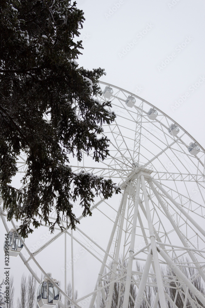 ferris wheel in Gagarin park in the city of Samara ferris wheel in Gagarin park in the city of Samara