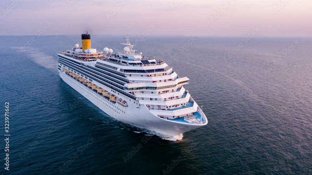 Aerial view large cruise ship at sea, Passenger cruise ship vessel - obrazy, fototapety, plakaty 