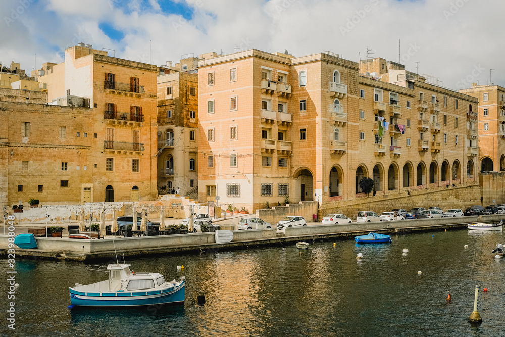 Malta, three cities harbour