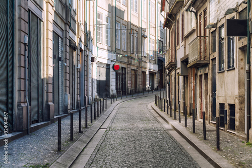 Street in Porto, Portugal © skostep