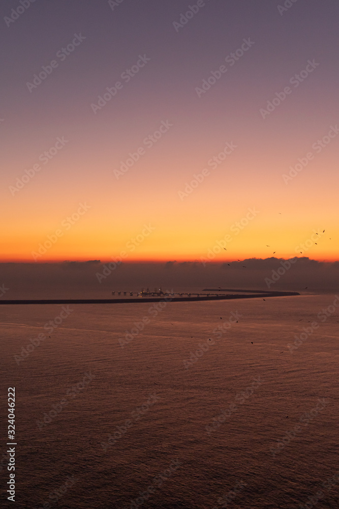 Port Du Havre-Antifer - Hafen bei Saint-Jouin-Bruneval bei Sonnenuntergang