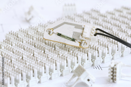 Obraz na płótnie electronic cable connector with a pcb clipped