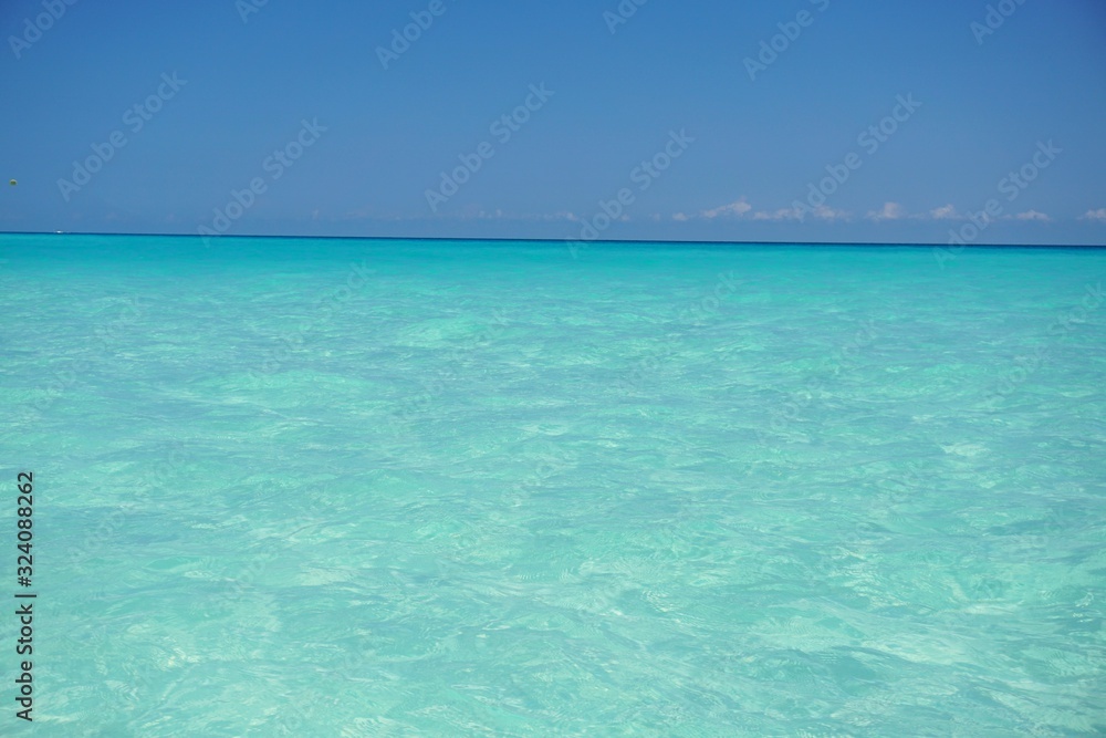 clear turquoise water of the sea