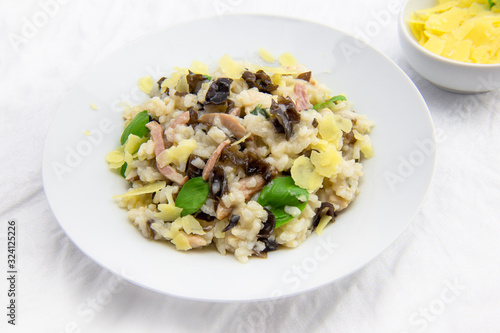 Chicken, bacon and mushroom risotto
