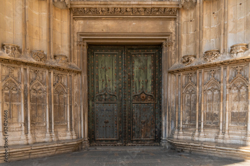 Puerta Templo Figueras © Ruben