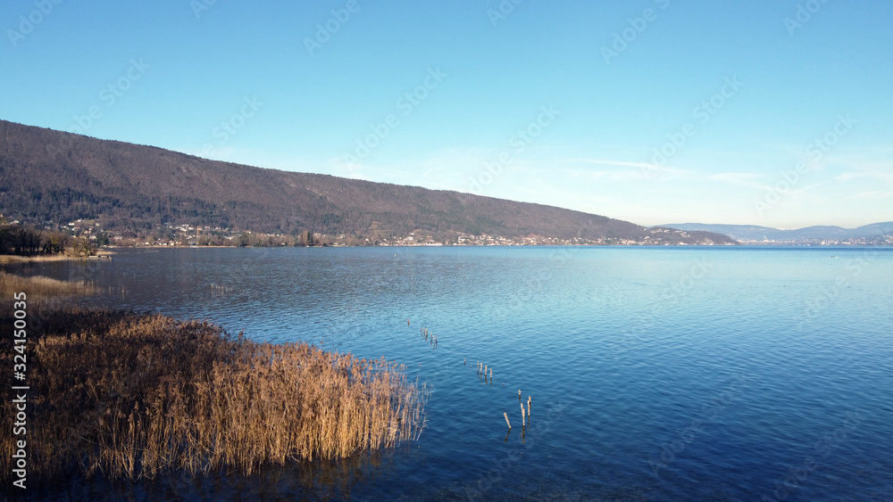 Fototapeta premium Annecy lake and mountains