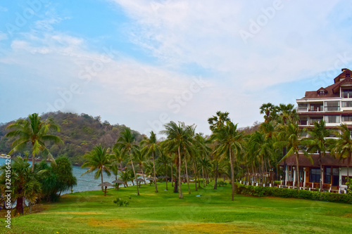  Beach accommodation There are lawns and mountains. Naturally beautiful