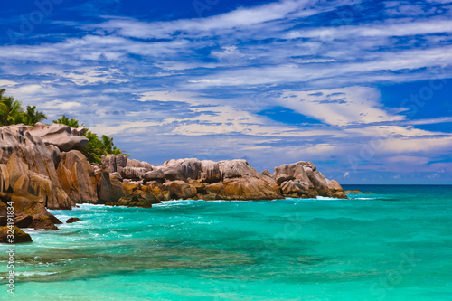 Fototapeta Naklejka Na Ścianę i Meble -  Tropical beach at Seychelles
