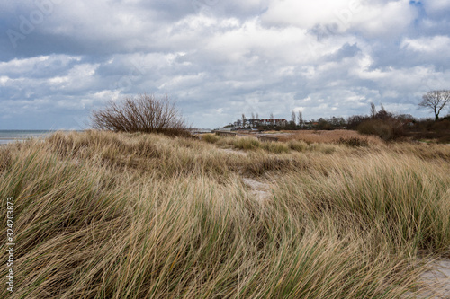 Wintersturm an der Kieler Förde in der Ostsee, hier am Strand von Laboe