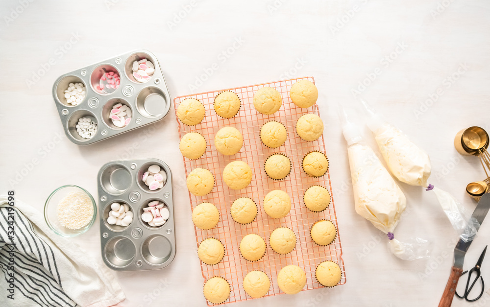 Baking cupcakes Baking cupcakes