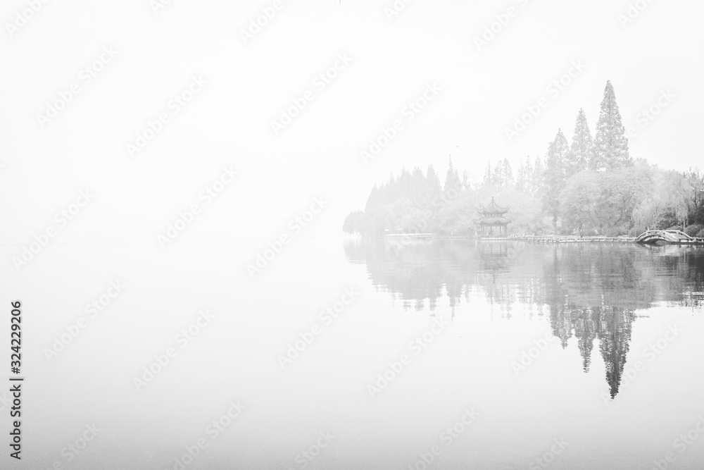 Foto Stock Nature of the West Lake (Xi hu lake) is a freshwater lake in