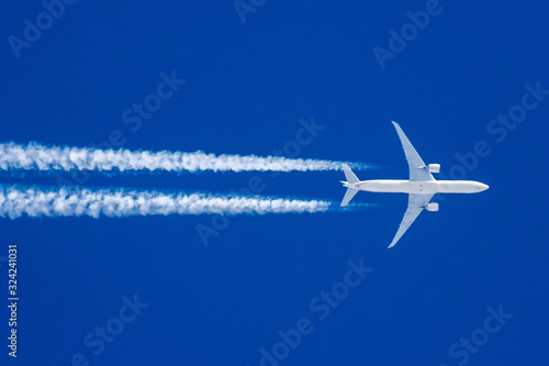 Boeing 777 in flight. photo