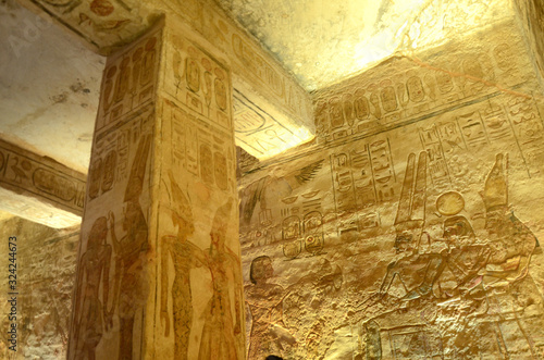 Obraz na plátně Interior of Abu Simbel with intrigue mural and egyptian hieroglyphs