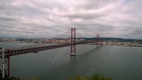 Famoso puente de Lisboa