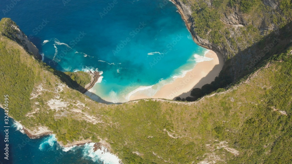 Aerial view Kelingking Beach on Nusa Penida Island, Bali, Indonesia - obrazy, fototapety, plakaty 