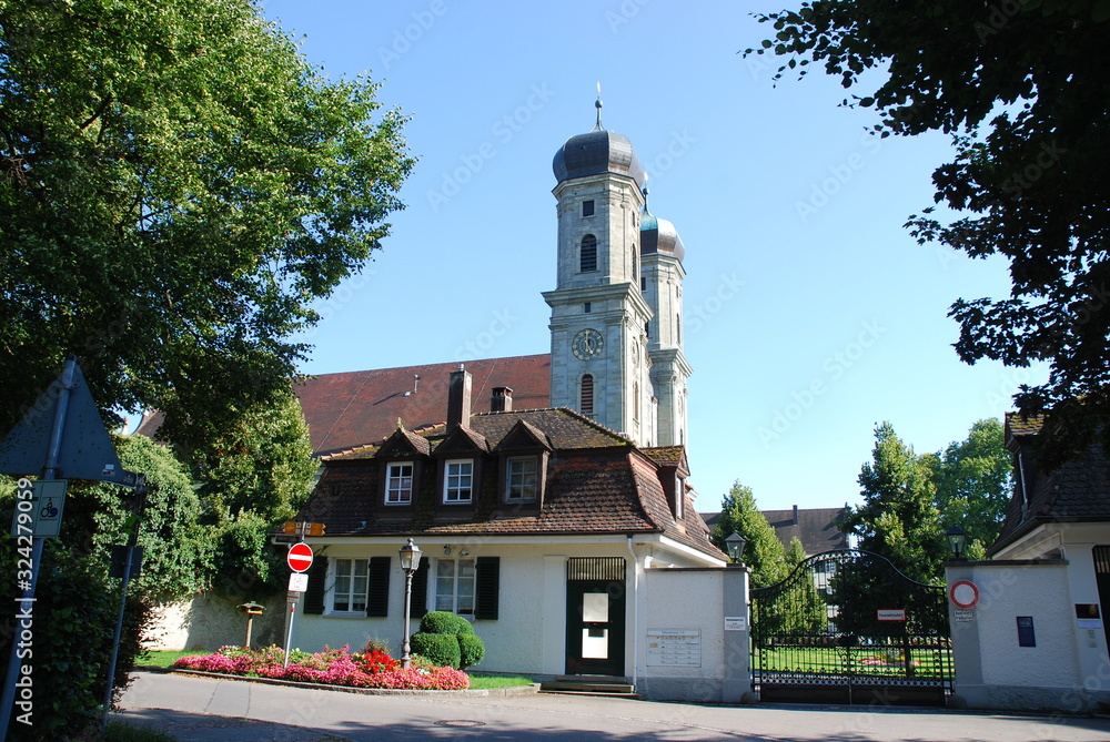 Friedrichshafem am Bodensee – Stadt derZeppeline Friedrichshafem am Bodensee – Stadt derZeppeline
