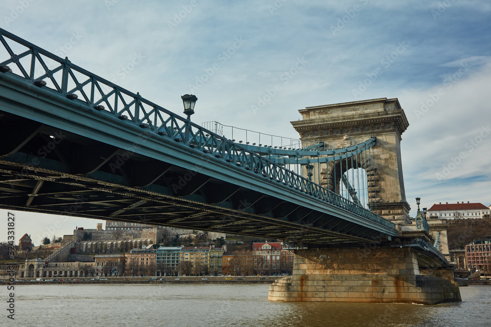 Naklejka premium old bridge over the Danube in Budapest