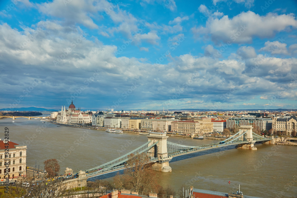 Fototapeta premium view of the historic center of Budapest