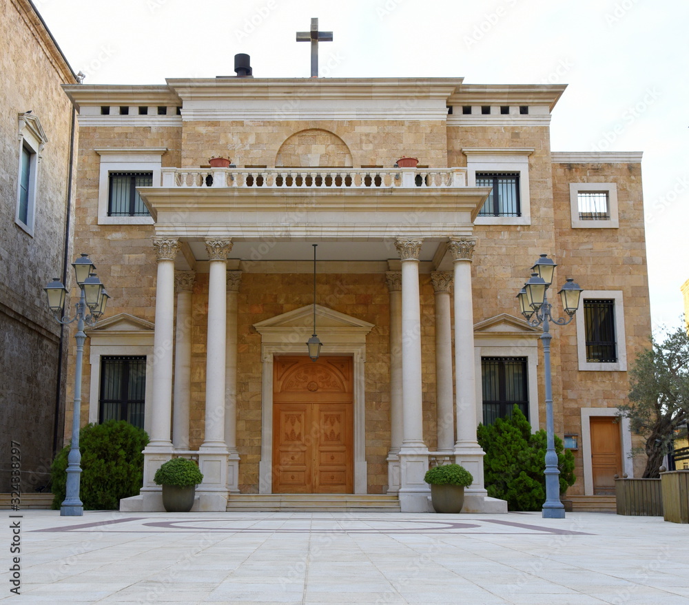 Obraz premium Säulenportal der Kathedrale Saint George