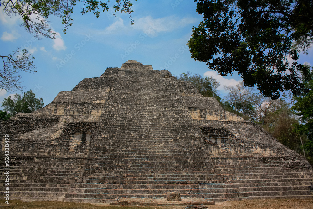 Huge Structure IX maya pyramid of Becan, Mexico Huge Structure IX maya pyramid of Becan, Mexico