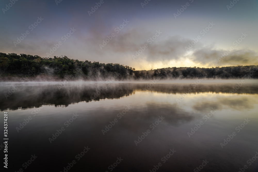 Fototapeta premium Iguazu river