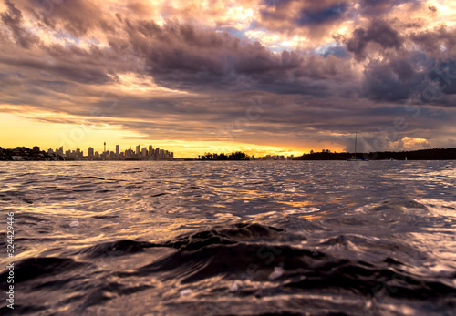 Fototapeta Naklejka Na Ścianę i Meble -  Sydney Harbour at sunset, Sydney Australia