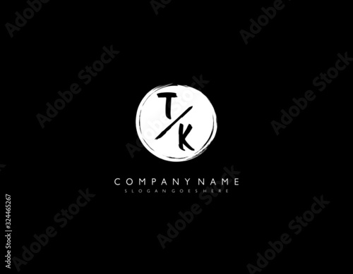 letter TK KT minimalist feminine handwriting logo. vector design of wedding invitation badges, fashion, beauty,
