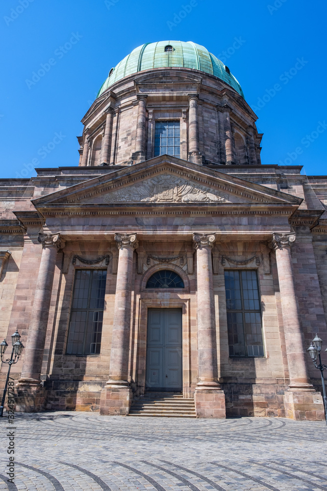 Fassade der St. Elisabeth-Kriche in Nürnberg/Deutschland