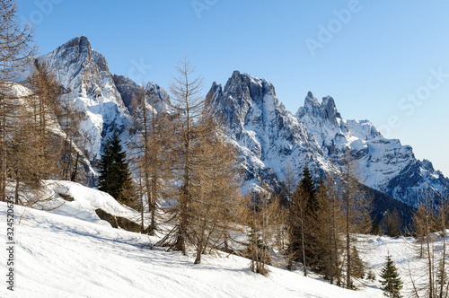 Dolomiti, paesaggio invernale