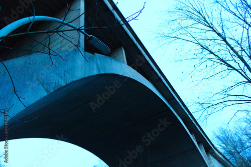 alte Brücke von unten 