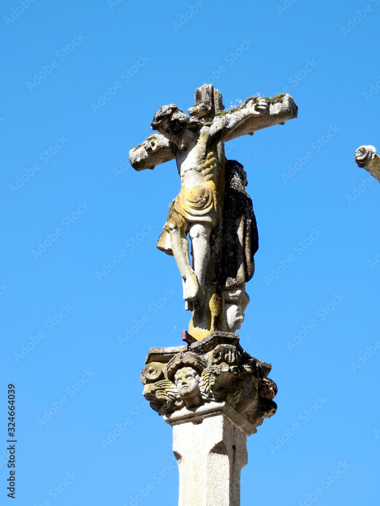 Crucero, monumento religioso constituido por una cruz generalmente de piedra 
