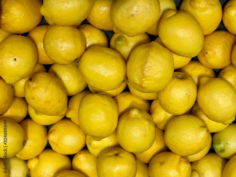 Yellow lemons on market