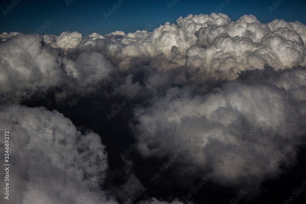 Obraz premium Cielo y nubes