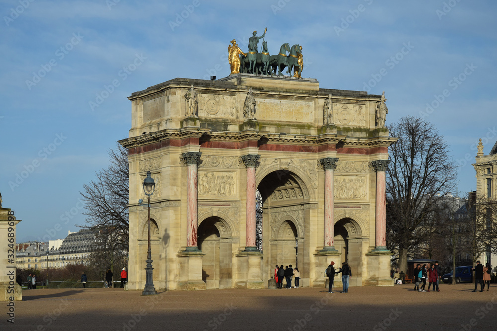 Paris, France : arc de triomphe du Carrousel.