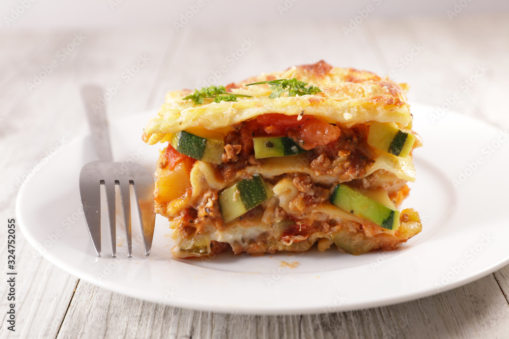 vegetable lasagne with cream and cheese
