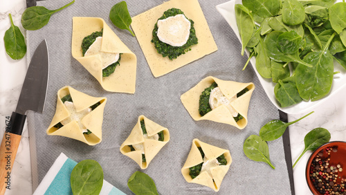 cooking puff pastry with spnish and goat cheese