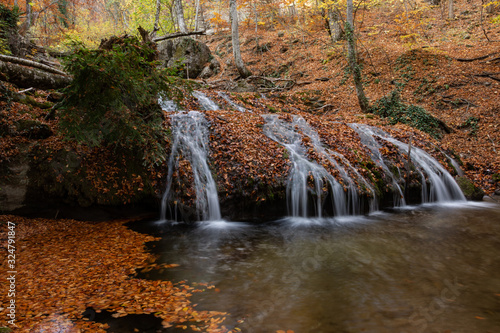Fototapeta Naklejka Na Ścianę i Meble -  Autumn landscape with mountain river
