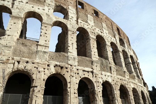 il colosseo anfiteatro flavio roma italia