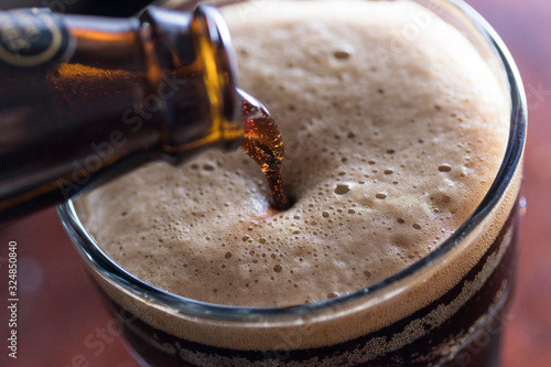 Cuadro en lienzo Cerveja stout
