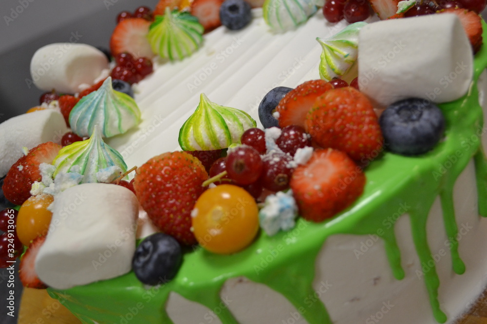 a very beautiful cake for any occasion from the chef a very beautiful cake for any occasion from the chef