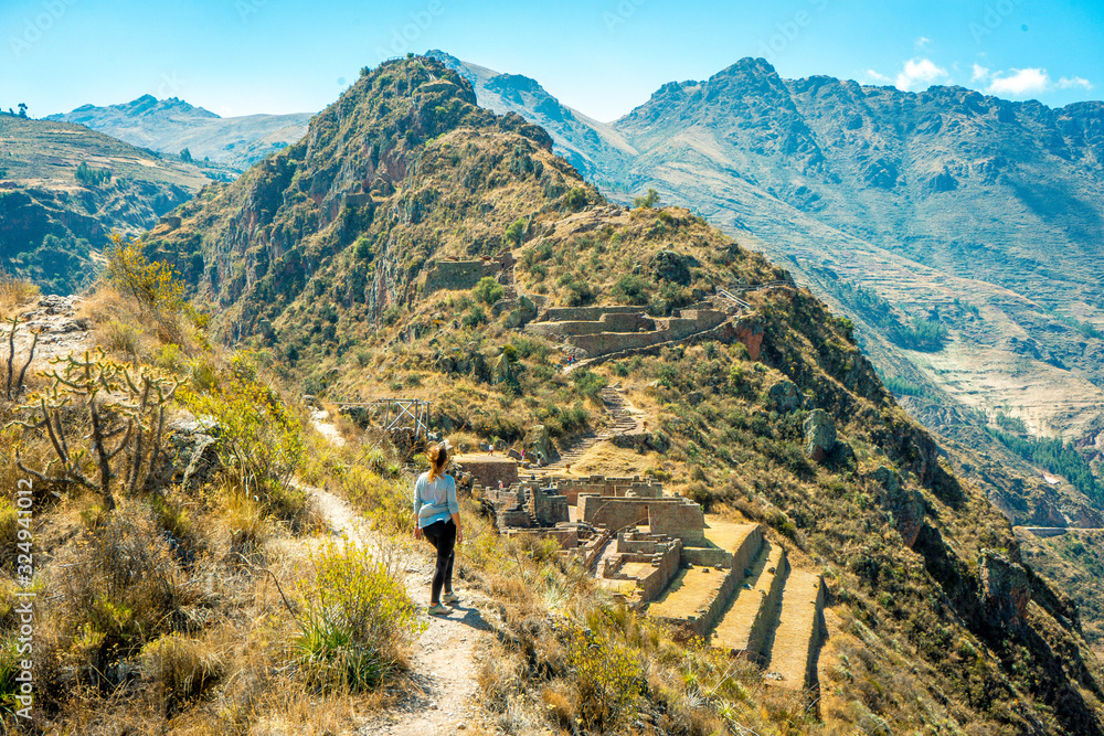 Fototapeta premium Old Pisac ruins in Peru