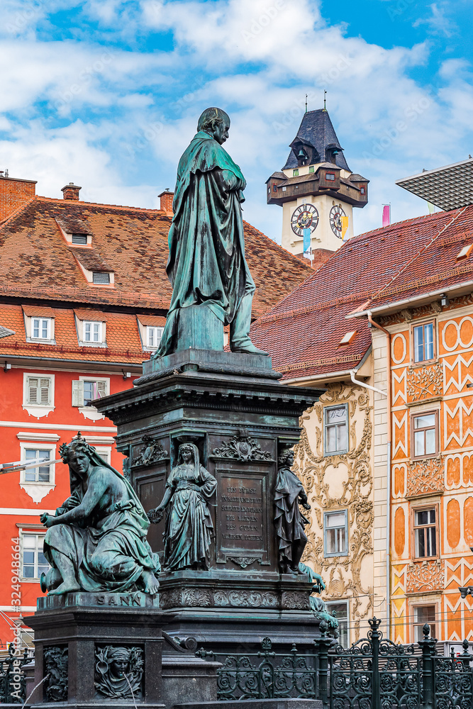 Fototapeta premium Statue in the Main Square of Graz