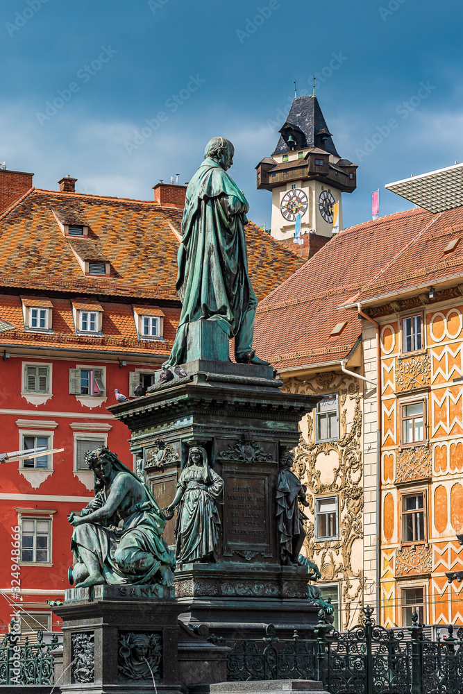 Statue in the Main Square of Graz Statue in the Main Square of Graz