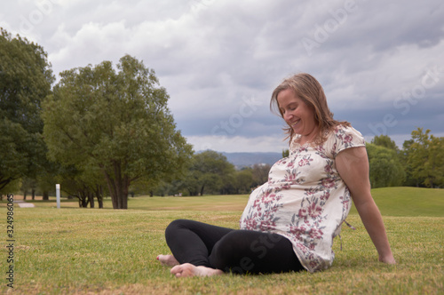30 year old pregnant woman