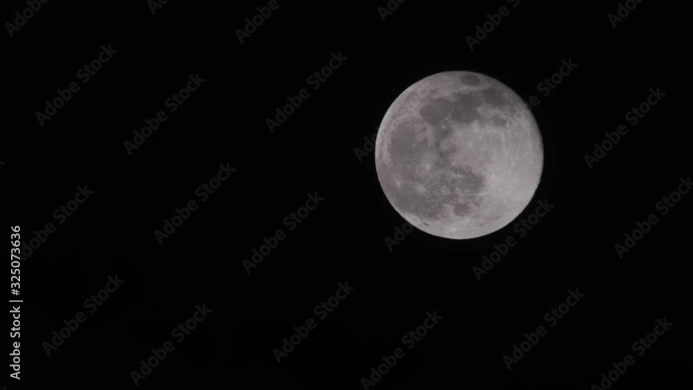 Snow Full Moon Shimmering Seen Moving Clouds 4K Snow Full Moon Shimmering Seen Moving Clouds 4K