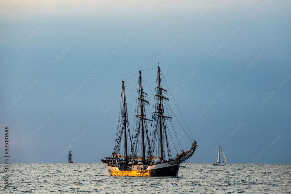 Segelschiff auf der Hanse Sail in Rostock