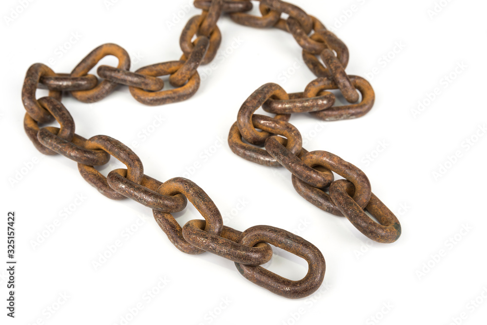 Closeup of seamless old rusty chain isolated on white background Closeup of seamless old rusty chain isolated on white background