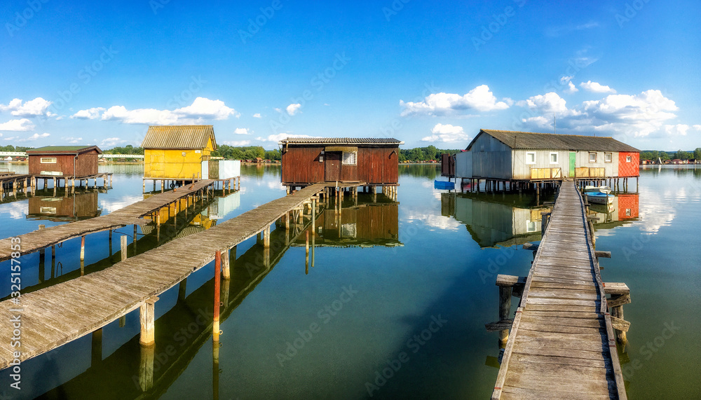 Fototapeta premium Floating houses of lake Bokodi, a beautiful place to see in Hungaria