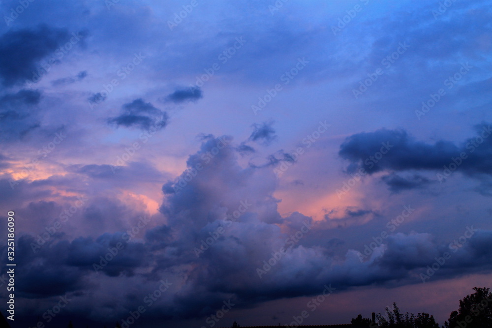 Fototapeta premium dramatic sky and clouds