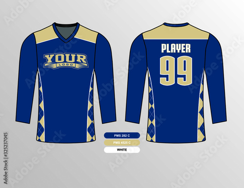 Long sleeves with diamond pattern inserts under the arm down create decent look
